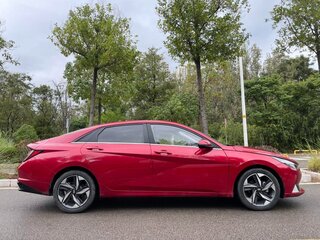 2022 Hyundai Elantra VII (CN7), красный, 1332000 рублей, вид 4