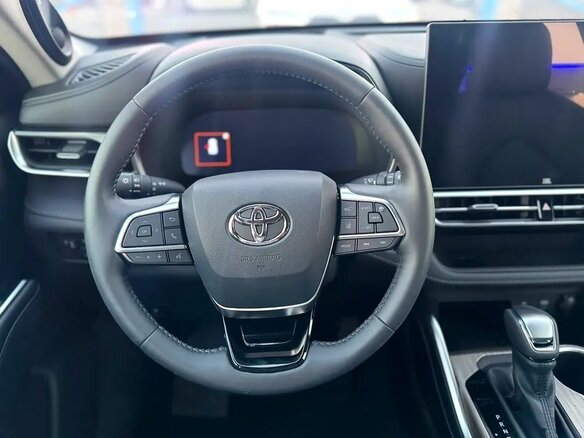 2026 Toyota Highlander IV (XU70), белый - вид 8
