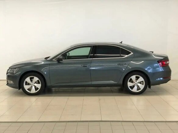 2016 Skoda Superb III, серый, 1350000 рублей - вид 14