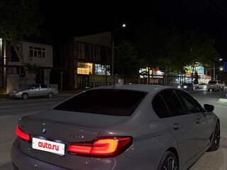 2021 BMW 5 серии 530d xDrive VII (G30/G31/G38) Рестайлинг, серый, 6500000 рублей, вид 5