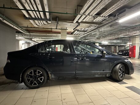 2007 Honda Civic VIII, чёрный, 600000 рублей, вид 2