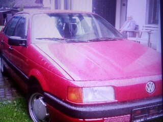 1992 Volkswagen Passat B3, красный, 80000 рублей, вид 4