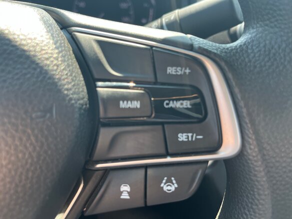 2019 Honda Accord X, белый, 1985000 рублей - вид 16