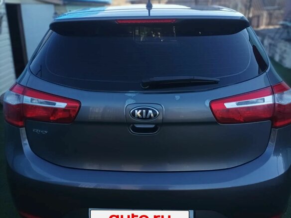2014 Kia Rio III, серый, 780000 рублей - вид 4
