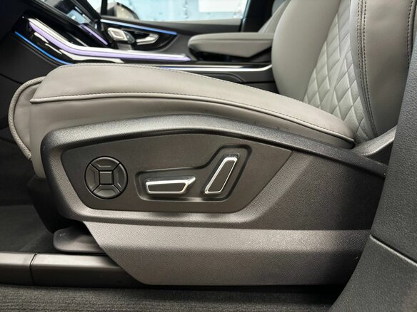 2025 Audi Q7 45 TFSI II (4M) Рестайлинг 2, белый, 11690000 рублей - вид 24