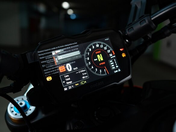 2026 Ducati Diavel V4, белый, 4350000 рублей - вид 12