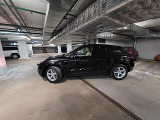 2018 Porsche Macan I, чёрный, 5500000 рублей, вид 4