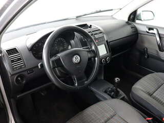 2008 Volkswagen Polo IV Рестайлинг, серебристый, 215000 рублей, вид 5