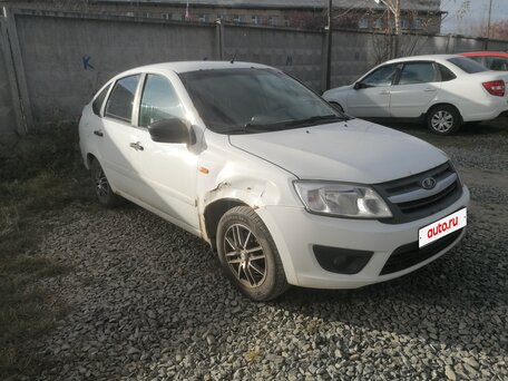 2015 Lada (ВАЗ) Granta I, белый, 185000 рублей, вид 3