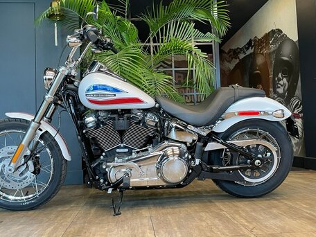 2026 Harley-Davidson Super Glide, белый, 3200000 рублей, вид 2