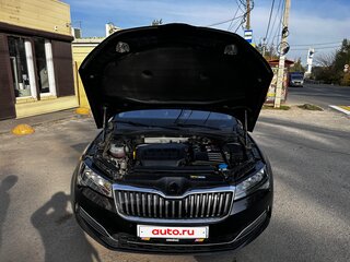 2022 Skoda Superb III Рестайлинг, чёрный, 2350000 рублей, вид 2