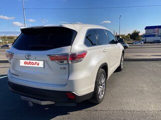 2015 Toyota Highlander III (XU50), белый, 3500000 рублей, вид 2