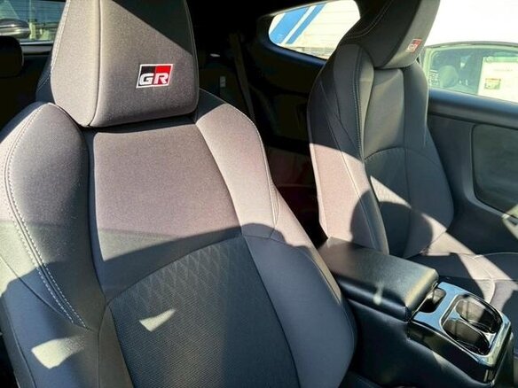 2023 Toyota Yaris GR RS IV, белый, 1700000 рублей - вид 14