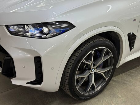 2023 BMW X5 40i IV (G05/G18) Рестайлинг, белый, 11699000 рублей, вид 2