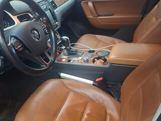 2012 Volkswagen Touareg II, коричневый, 1700000 рублей, вид 5