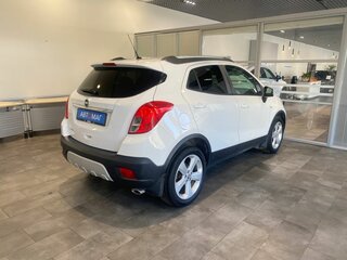 2013 Opel Mokka I, белый, 896000 рублей, вид 5