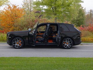 2021 Rolls-Royce Cullinan Black Badge I (Series I), чёрный, 37000000 рублей, вид 5