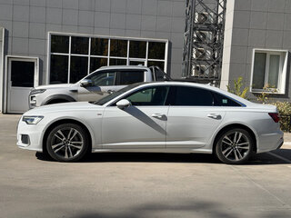 2022 Audi A6 45 TFSI V (C8), белый, 4150000 рублей, вид 2