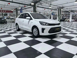2023 Kia Pegas, белый, 939100 рублей, вид 3