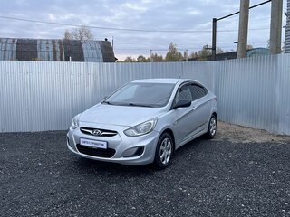 2011 Hyundai Solaris I, серебристый, 770000 рублей, вид 1