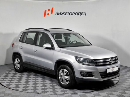 2012 Volkswagen Tiguan I Рестайлинг, серебристый, 933000 рублей, вид 3