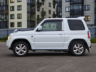 2009 Mitsubishi Pajero Mini II, белый, 650000 рублей, вид 5