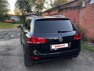 2013 Volkswagen Touareg II, чёрный, 2100000 рублей, вид 5