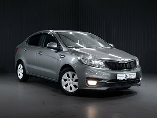 2017 Kia Rio III Рестайлинг, серый, 1370000 рублей, вид 1