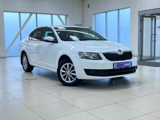 2017 Skoda Octavia III (A7), белый, 1145000 рублей, вид 3