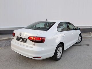 2018 Volkswagen Jetta VI Рестайлинг, белый, 1489000 рублей, вид 3