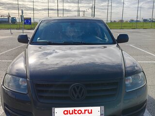 2005 Volkswagen Touareg I, чёрный, 500000 рублей, вид 1