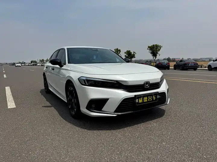 Открыть фотографии: Honda Civic XI