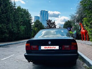 1992 BMW 5 серии 520i III (E34), синий, 785000 рублей, вид 3