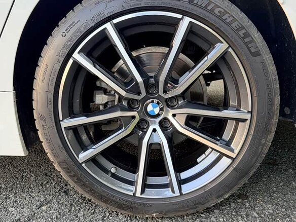 2023 BMW 3 серии Long 320Li VII (G2x) Рестайлинг, белый, 2990000 рублей - вид 9