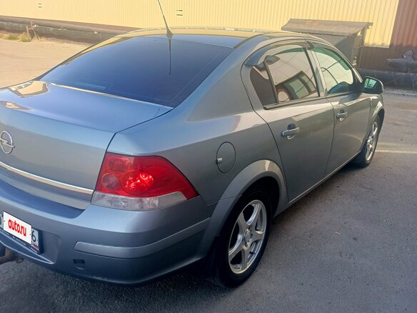 2011 Opel Astra H Рестайлинг, серый, 410000 рублей - вид 2