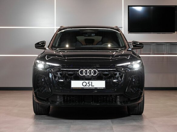 2026 Audi Q5 L III (GU), чёрный - вид 2