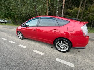 2005 Toyota Prius II Рестайлинг (XW20), красный, 650000 рублей, вид 5