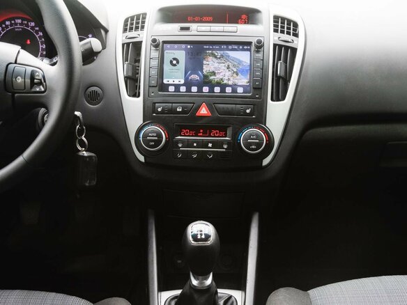 2010 Kia Ceed I Рестайлинг, серебристый, 600000 рублей - вид 18