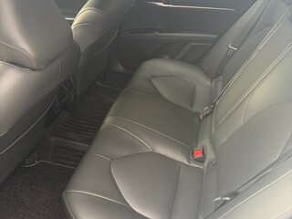 2020 Toyota Camry VIII (XV70), чёрный, 2385000 рублей, вид 3