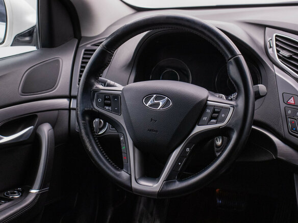 2015 Hyundai i40 I Рестайлинг, белый - вид 14