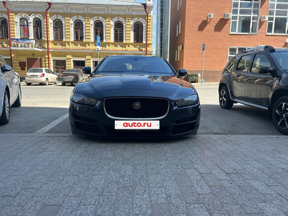 2017 Jaguar XE I, синий, 1700000 рублей - вид 1
