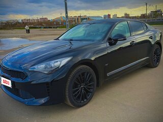 2018 Kia Stinger I, чёрный, 2099000 рублей, вид 3