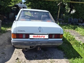 1984 Mercedes-Benz 190 (W201), белый, 250000 рублей, вид 3