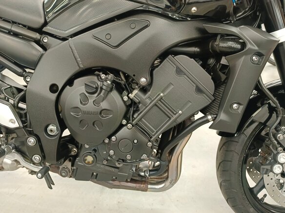 2013 Yamaha FZ1, чёрный, 550000 рублей - вид 9