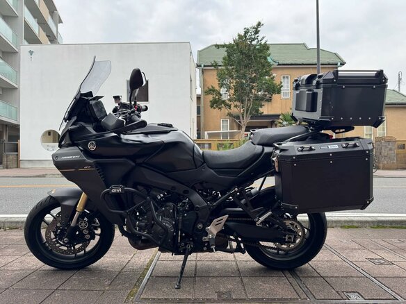 2025 Yamaha Tracer 9, чёрный