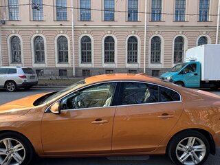 2013 Volvo S60 II Рестайлинг, оранжевый, 1250000 рублей, вид 4
