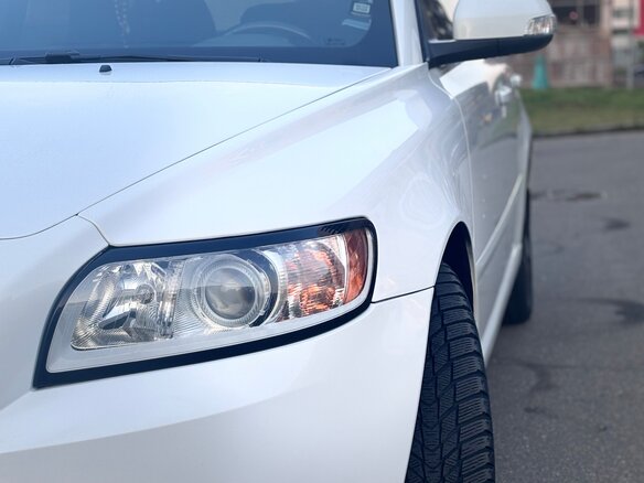 2011 Volvo S40 II Рестайлинг, белый, 980000 рублей - вид 13