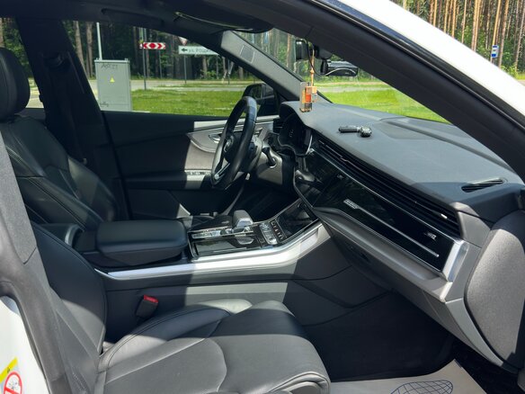 2019 Audi Q8 50 TDI I (4M), белый, 5950000 рублей - вид 34