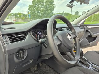 2020 Skoda Octavia III (A7) Рестайлинг, белый, 1870000 рублей, вид 3