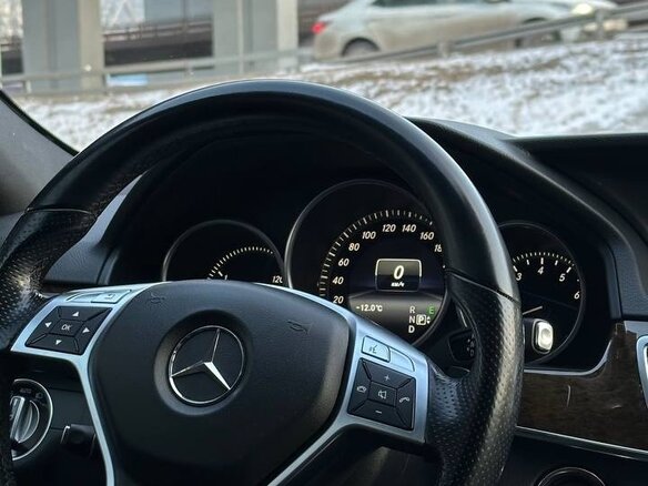 2013 Mercedes-Benz E-Класс 200 IV (W212, S212, C207) Рестайлинг, белый, 2400000 рублей - вид 10